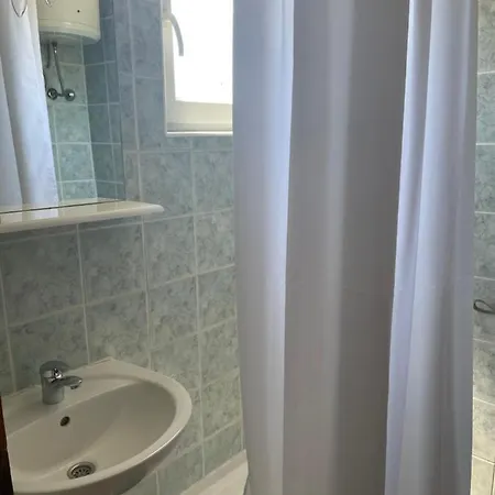Guest house Pansion Luka